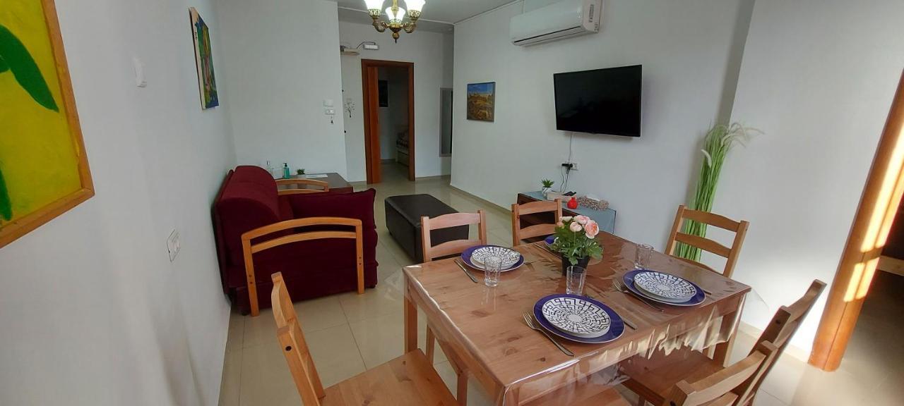 Adi'S Apartment - Тверия Экстерьер фото